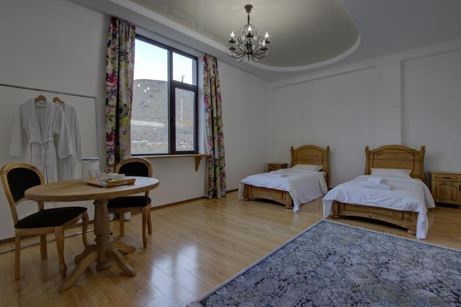 Mountain View Hot Spring Resort Bişkek Dış mekan fotoğraf