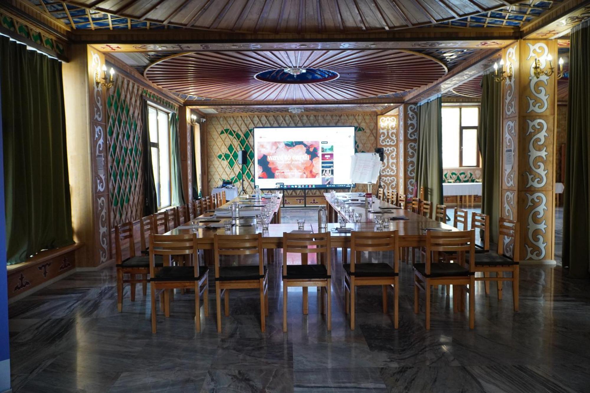 Mountain View Hot Spring Resort Bişkek Dış mekan fotoğraf