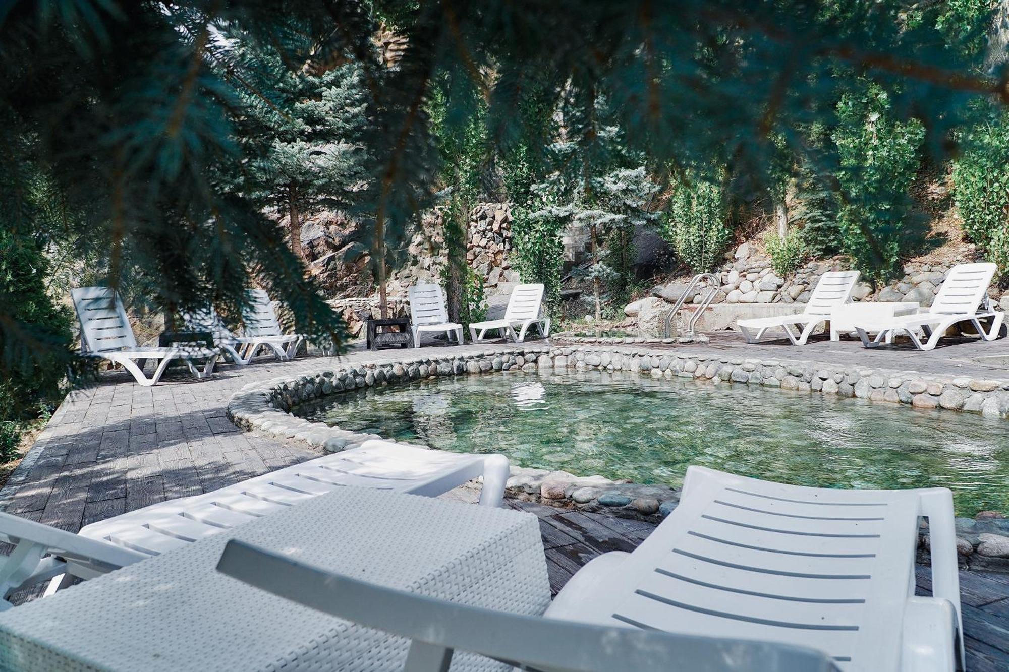 Mountain View Hot Spring Resort Bişkek Dış mekan fotoğraf